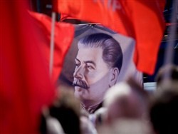 «Николая II можно – Сталина нельзя?» Власти борются с Генералиссимусом Победы в «Бессмер - «Общество»