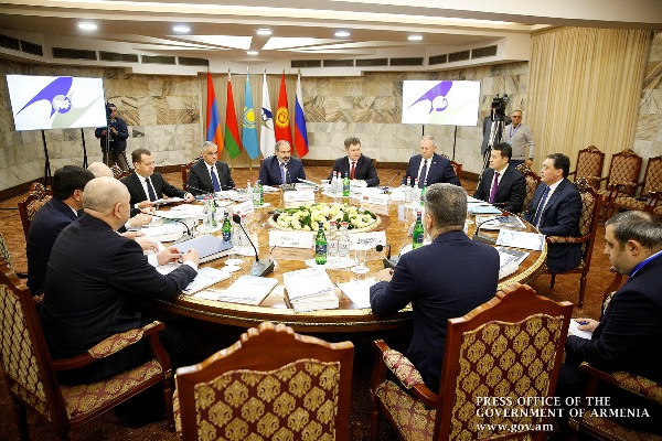 Пашинян: Армения стремится к усовершенствованию механизмов ЕАЭС - «Новости Дня»