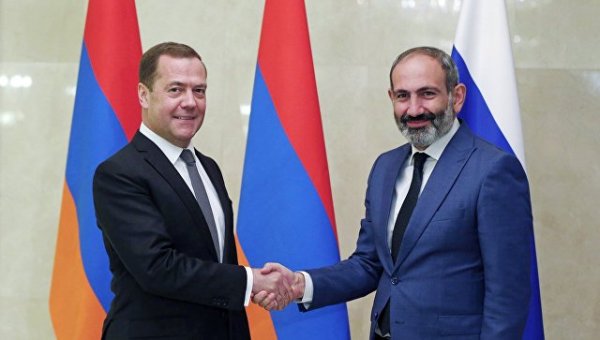 Пашинян и Медведев проведут встречу в Ереване 29 апреля - «Новости Дня»