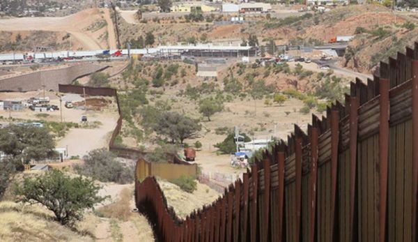 Пентагон подписал контракты на строительство стены с Мексикой - «Новости Дня»