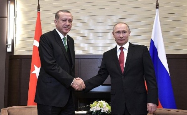 Путин поздравил Эрдогана и его партию с победой на местных выборах - «Новости Дня»