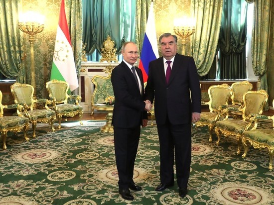 Путин провел переговоры с президентом Таджикистана