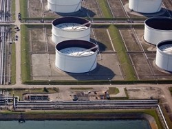 Россия заменяет венесуэльскую нефть на европейских рынках - «Происшествия»