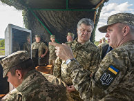 Страна (Украина): силовики дают слабину. Почему от Порошенко побежали люди в погонах - «Политика»