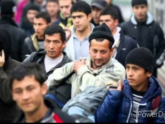 В Алуште пограничники накрыли квартиру с нелегалами из Средней Азии