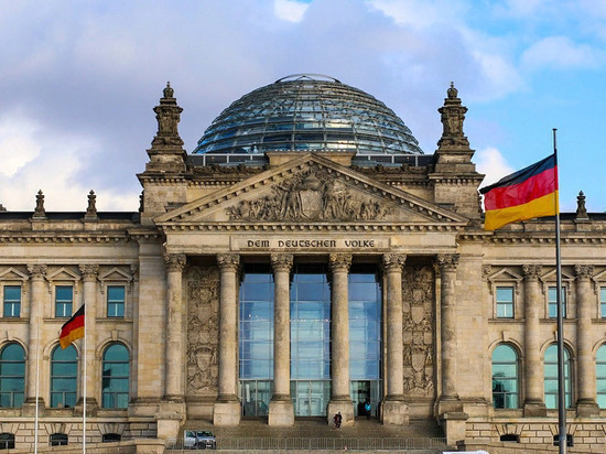 В немецком парламенте призвали оказать большее давление на Россию