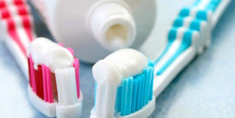 В зубных пастах обнаружен опасный белый краситель - «Спорт»