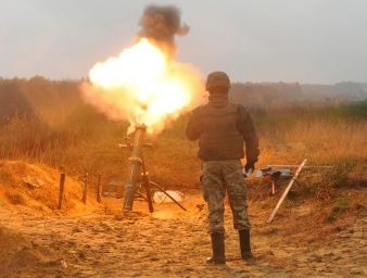 ВСУ ведут обстрелы по всей линии разграничения на Донбассе - «Экономика»