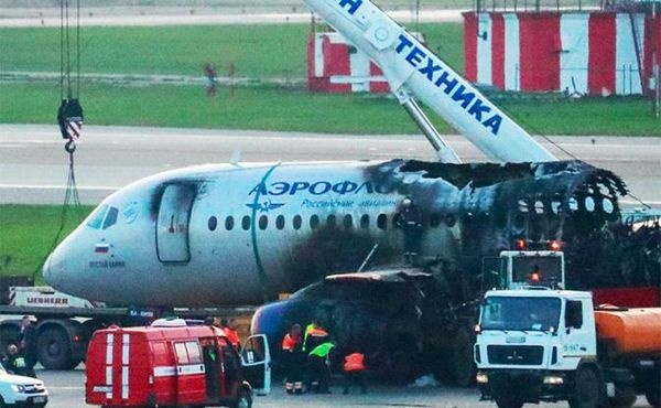 «Аэрофлот» отреагировал на слова эксперта МАК о причинах крушения SSJ100 - «Новости Дня»