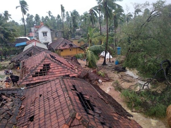 Из-за циклона «Фани» в Индии эвакуировали более 1 млн человек, трое погибли - «Новости Дня»