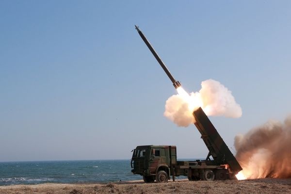 КНДР запустила ракету малой дальности - «Новости Дня»