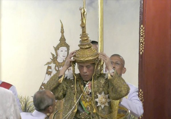 Король Таиланда Рама X официально взошёл на престол - «Новости Дня»