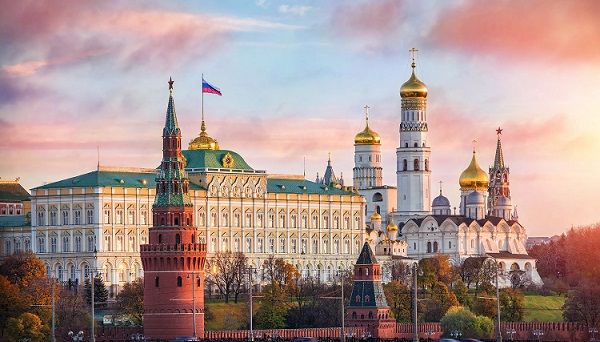 Кремль: Жители ЛДНР получат российские паспорта, несмотря на угрозы Киева - «Новости Дня»