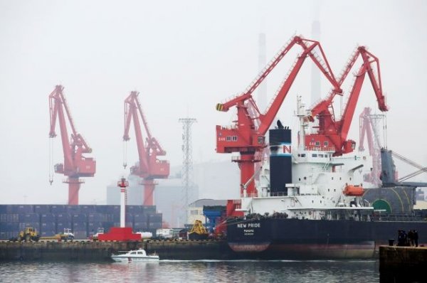 Десять человек стали жертвами утечки газа на китайском судне - «Происшествия»