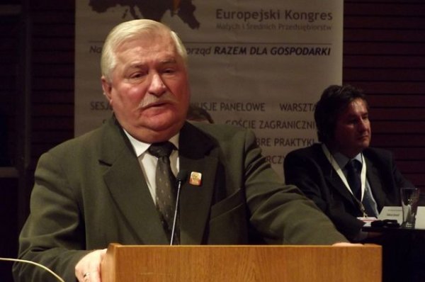 Экс-президент Польши Лех Валенса предложил пересоздать Евросоюз - «Политика»