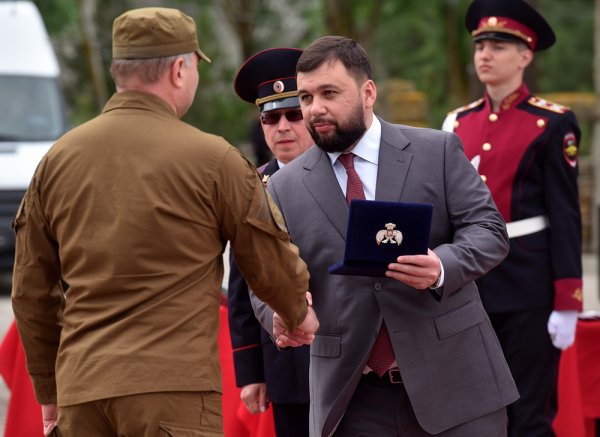 Глава ДНР вручил награды сотрудникам силовых структур за выполнение особых задач