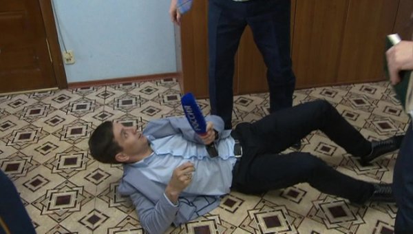 Главу района в Хакасии исключили из «Единой России» за драку с журналистом - «Спорт»