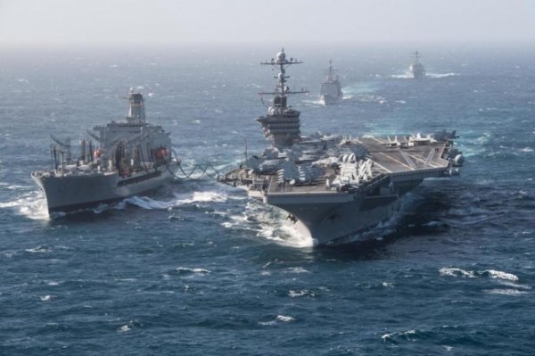 Иран пригрозил отправить военные корабли США на морское дно - «Новости Дня»