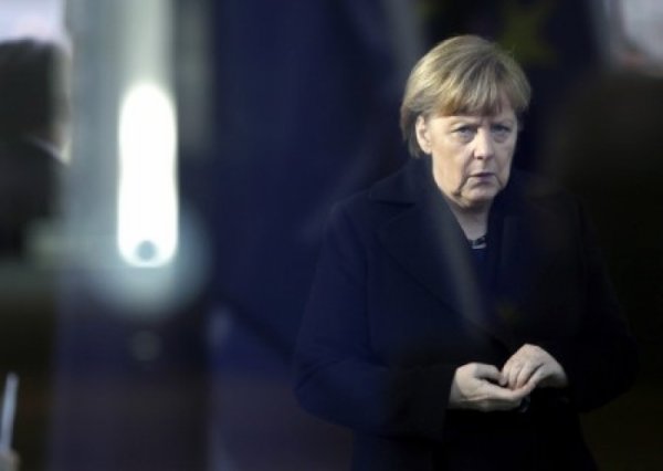 Итоги правления Меркель: евреи чувствуют себя в опасности - «Военное обозрение»