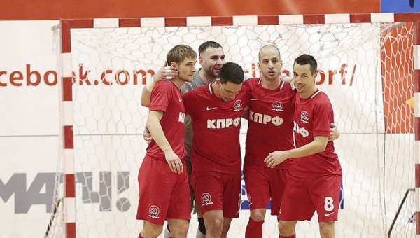 Клуб КПРФ стал первым финалистом чемпионата России по мини-футболу - «Новости дня»