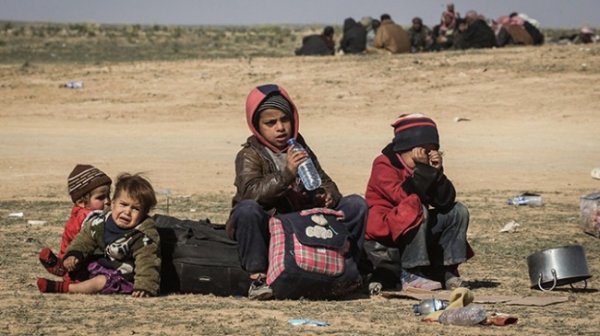 Минобороны России: Обстановка в легерях беженцев в Сирии критическая - «Новости Дня»