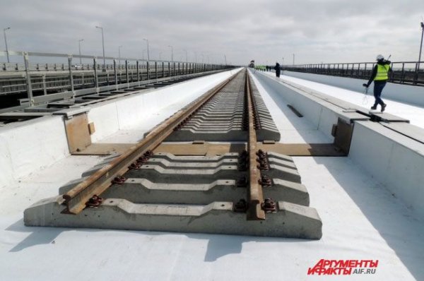 Минтранс: железнодорожная часть Крымского моста будет открыта раньше срока - «Происшествия»