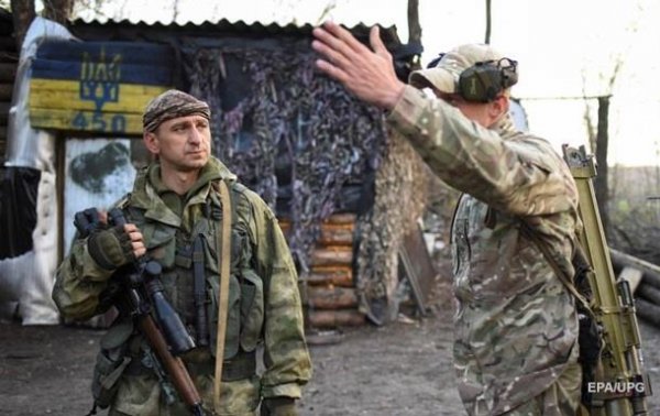 На Донбассе за день девять обстрелов, потерь нет