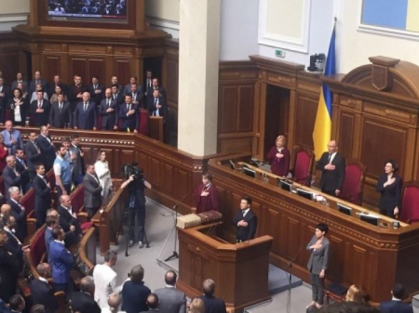 На Украине сменился президент. Зеленский принял присягу - «Военное обозрение»