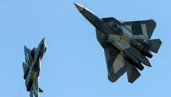 Над Астраханской областью президентский самолет встретило звено Су-57 - «Новости дня»