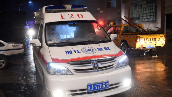 Обрушение крыши бара в Китае: число жертв увеличилось до двух человек, 83 ранены - «Новости дня»