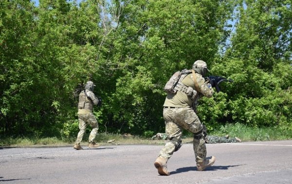 Обстрелы на Донбассе: ранены двое военных
