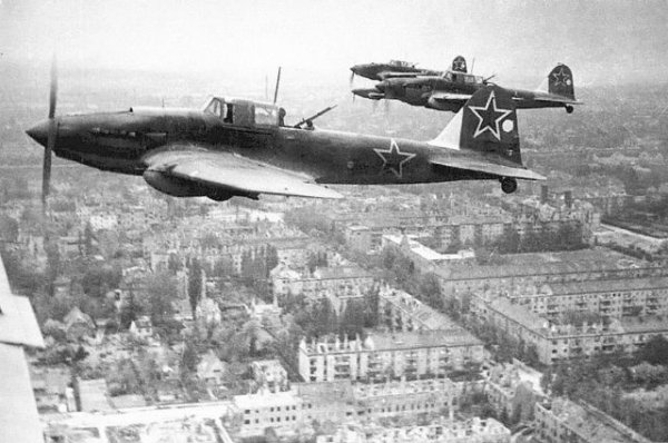 Останки экипажа штурмовика Ил-2, упавшего в 1944 году, нашли в Приморье - «Происшествия»