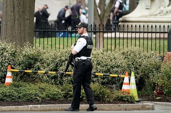 Полиция установила личность подозреваемого в стрельбе в университете в США - «Происшествия»