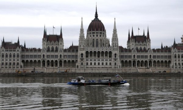 Прогулочный катер затонул в Будапеште, семь человек погибли - «Новости дня»