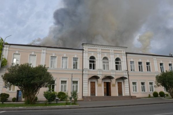 Прокуратура Сухума начала проверку после пожара в русской школе - «Политика»