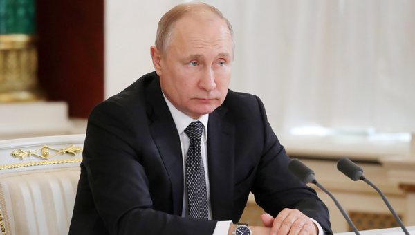 Путин поручил помочь с жильем сотрудникам "Роскосмоса" - «Новости дня»