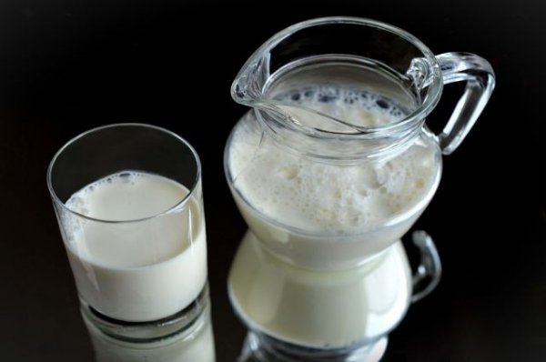 Россельхознадзор оценил долю фальсифицированного молока на рынке - «Политика»