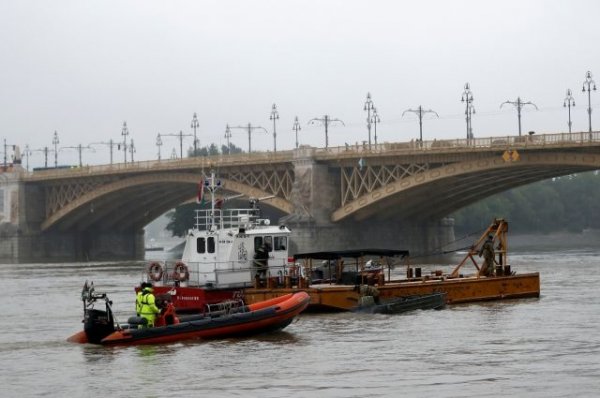 Россияне не пострадали при столкновении катеров в Будапеште - «Политика»