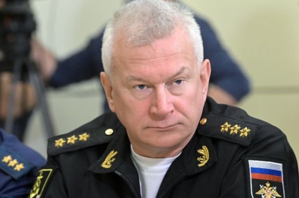 Шойгу вручил штандарт новому главнокомандующему ВМФ - «Происшествия»