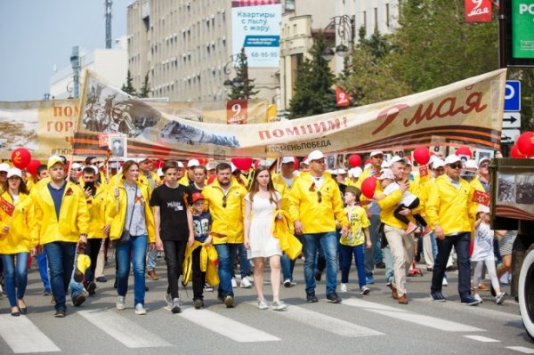 Сотрудники «РН-Уватнефтегаз» приняли участие в тюменском параде Победы