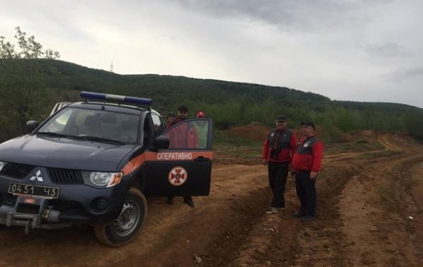 Спасатели нашли пятерых туристов, заблудившихся в Карпатах