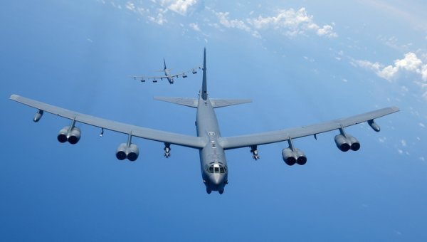 США отправили в Персидский залив еще два бомбардировщика - «Новости дня»