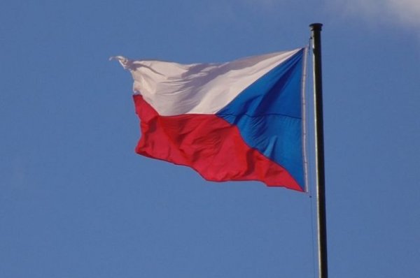 Суд в Чехии не счел нарушением отказ отеля размещать граждан России - «Политика»