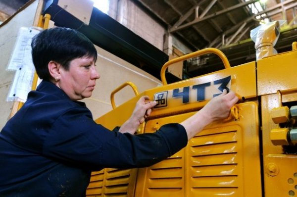 В 2019 году в России соберут первый образец трактора-сапера - «Политика»