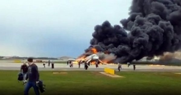 В авиакатастрофе в Шереметьево погиб 41 человек - «Военное обозрение»