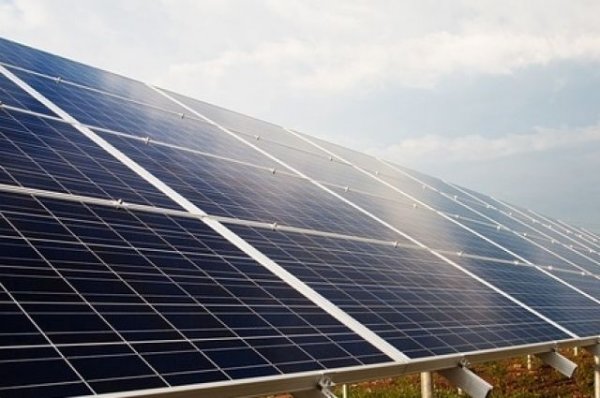 В Египте открылась первая солнечная электростанция - «Политика»