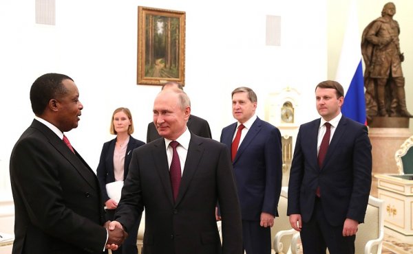 В Кремле состоялись переговоры Владимира Путина с президентом Конго Дени Сассу-Нгессо - «Новости дня»