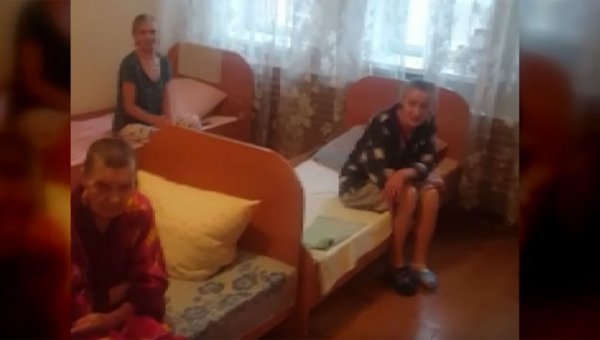 В квартире в Барнауле обнаружили непригодный для проживания приют для стариков - «Новости дня»