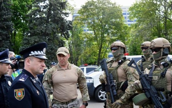 В Одессе силовики переходят на усиленный режим - (видео)