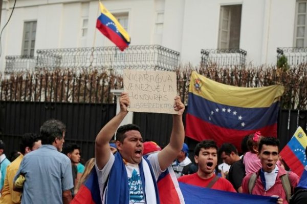 Власти Венесуэлы уверены, что страны ЕС не поддержат силовые действия США - «Политика»